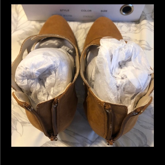 Dress cutout bootie boots cognac woman’s 7M shoes - Picture 8 of 10